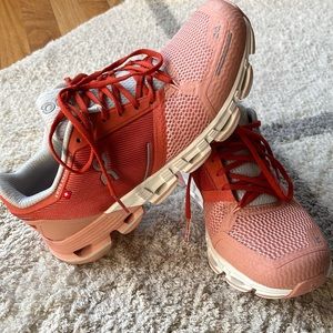 On running shoes size 6